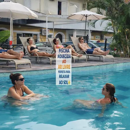 Hotel Pousada Iracemar, 60m da Praia da Enseada, Piscina Aquecida ao Ar Livre para Relaxar em Qualquer Estação, Café da Manhã, Estacionamento, Recepção 24h, Aproveite o Mar, Passeios e Atividades Náuticas a 100 metros-2
